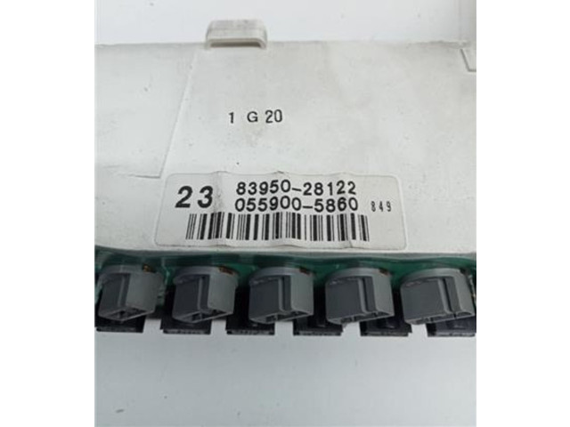 Дисплей    8395028122, 8395028122   Toyota Previa (XR30, XR40) II