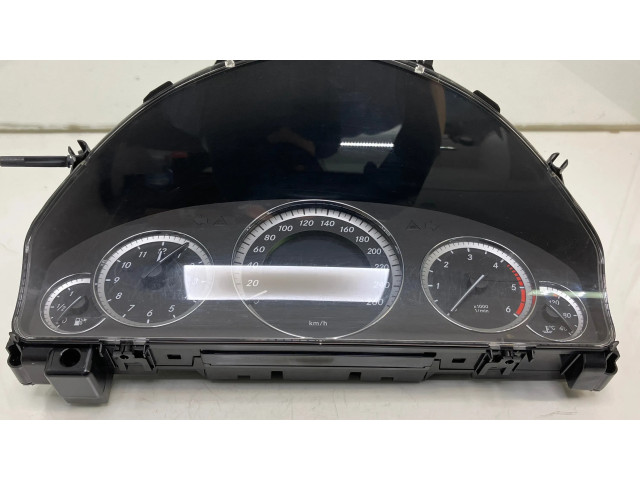 Přístrojová deska  Mercedes-Benz E W212 2010 2C53244900, A2129002509  