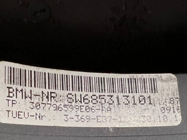 Руль BMW X1 E84  2009-2015 года 6853131, 9123288      