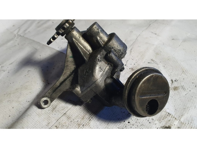 Čerpadlo oleje 6061810801, R6041810520   Mercedes-Benz C W203 2.2  