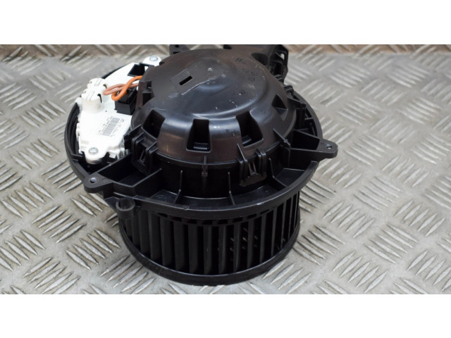 Вентилятор печки    T947769, 9276112   BMW 2 F22 F23