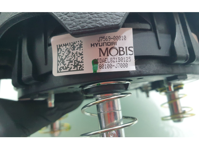 Подушка безопасности водителя J756900010   KIA Ceed