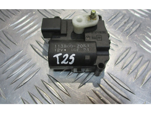 Vstřikovač 113800-2051   Toyota Avensis T250     