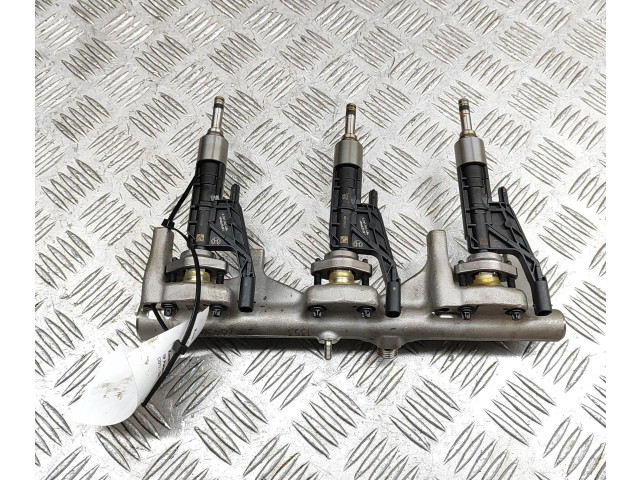 Vstřikovací lišta 7643082, 7639990   BMW 2 F22 F23    B58 B30 A 