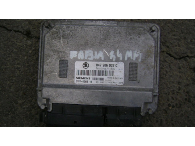 Řídící jednotka 047906033C   Skoda Fabia Mk1 (6Y) 1999