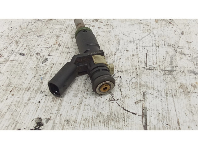 Vstřikovač A2720780249   Mercedes-Benz ML W164  pro benzínový motor 5.5 27396330342398 1534