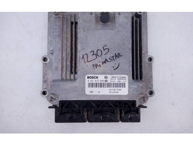 Řídící jednotka 237101754R, 0281019840   Nissan Primastar 2014