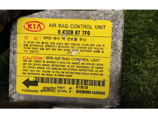 Блок подушек безопасности 0K32B677F0   KIA Rio