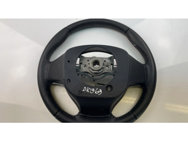 Volant Toyota Yaris 2014 306744199483AC  