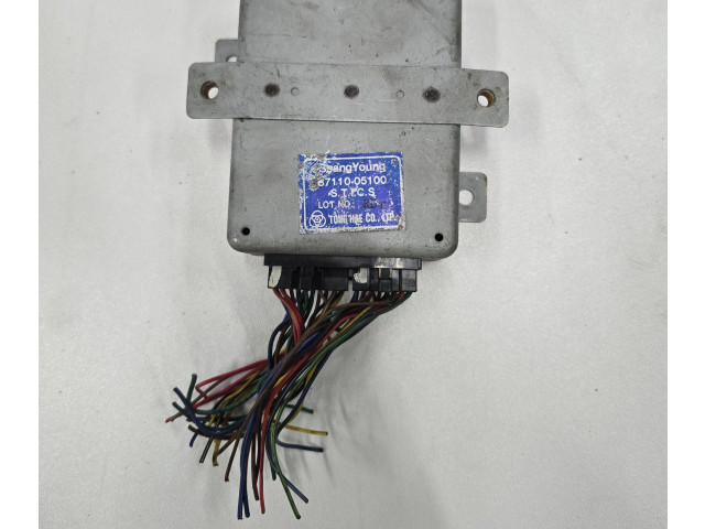 Блок управления 8711005100, 87110-05100   SsangYong Musso
