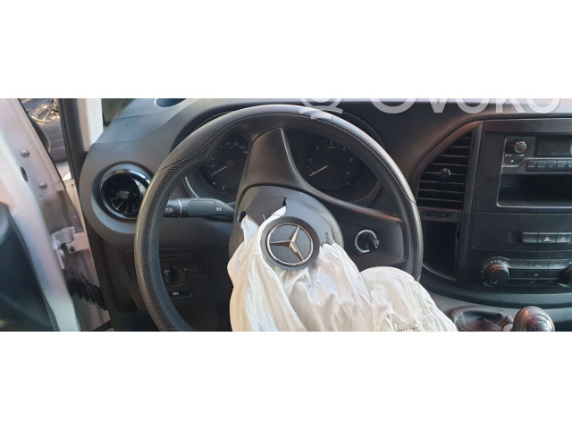 Руль Mercedes-Benz Vito Viano W447  2014 -  года 0004608003      