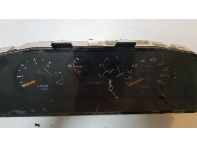 Přístrojová deska  Ford Maverick 1998 21000503  