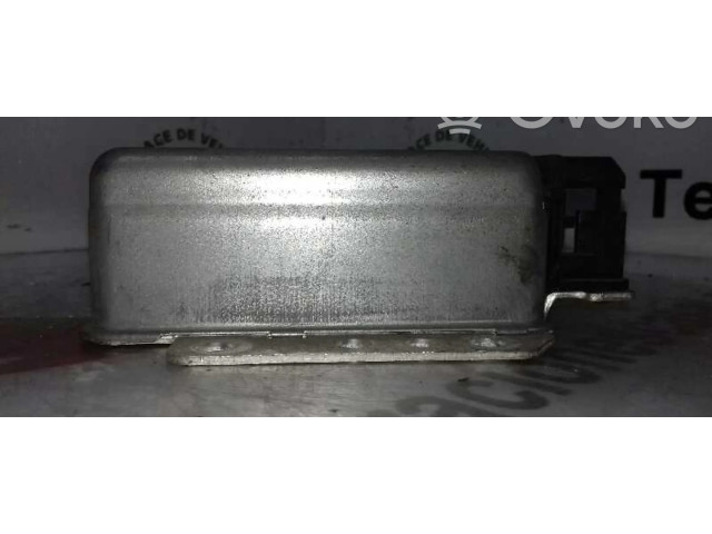 Řídící jednotka 9030930027E, 3911022331   Hyundai Accent 2002