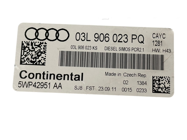 Řídící jednotka 03L906023KS, 5WP42951AA   Audi A3 S3 8P 2011