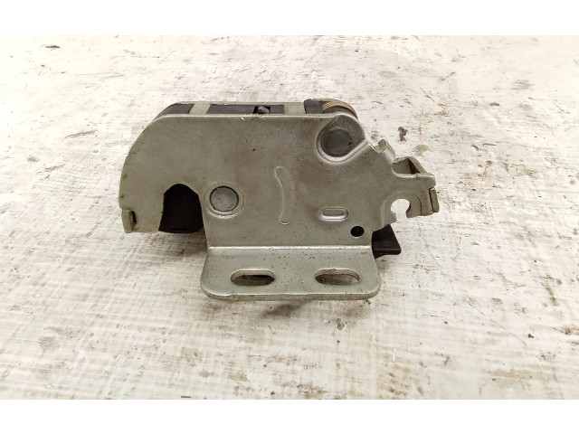 Замок багажника A9067401135    Volkswagen Crafter 2006 - 2016 года