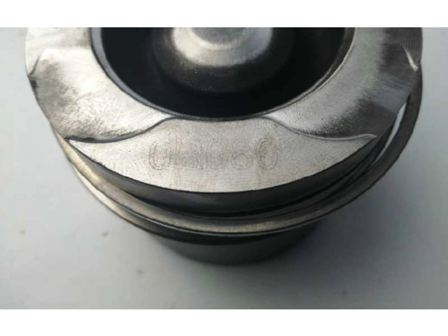  Поршень 2AD 131010R080, 0R080  Toyota RAV 4 (XA30)  