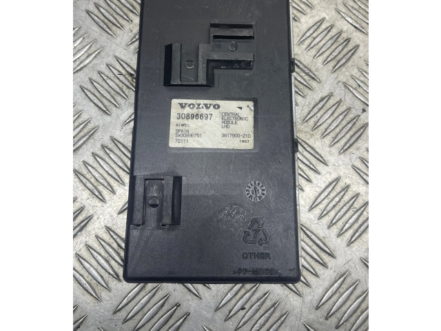 Блок комфорта SW30896751, 3817900210   Volvo S40, V40   