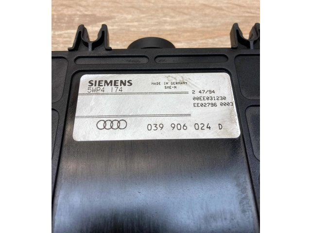 Řídící jednotka 039906024D, 5WP4174   Audi A6 S6 C4 4A 1994