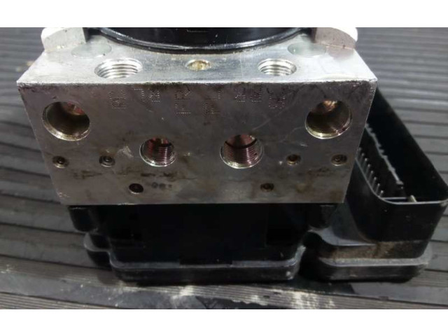 Блок АБС P31400544, 28526258213   Volvo  XC60  2014 - 2016 года