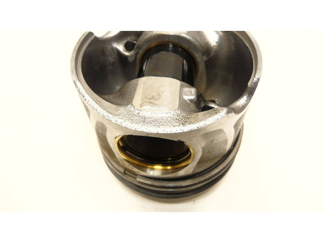Píst N085B, 4RA   Audi A6 S6 C8 4K    DEW DEWA DEWB 