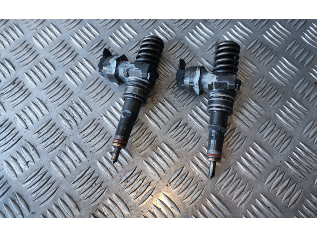Vstřikovač 0414720037, 038130073AJ   Volkswagen PASSAT B5.5     