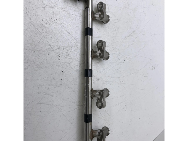 Vstřikovací lišta PE2713150, 261545155   Mazda CX-5 II  pro benzínový motor 2.0  