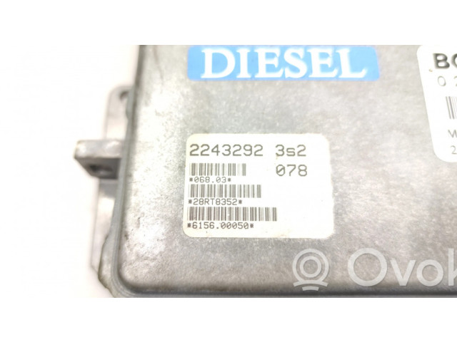 Řídící jednotka 2242627, 0281001082   BMW 3 E30 1990