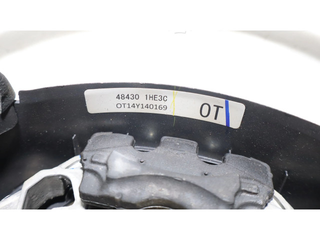 Volant Nissan Micra 2014   