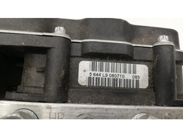 Jednotka ABS 6798991   BMW X1 E84 2010