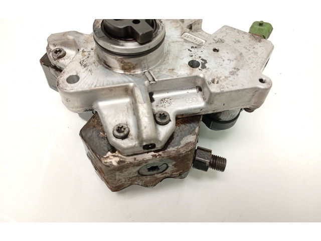 Vstřikovací čerpadlo 8692521, 0445010111   Volvo XC70    D5244T4 
