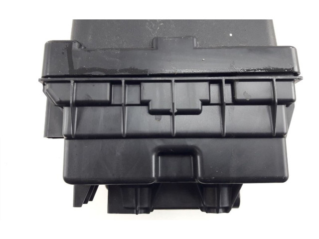   Pojistková skříňka 68478064AA, P68478064AA   Chrysler Pacifica 2019