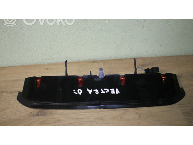 Дополнительный стоп сигнал Vauxhall Vectra C 013149729 