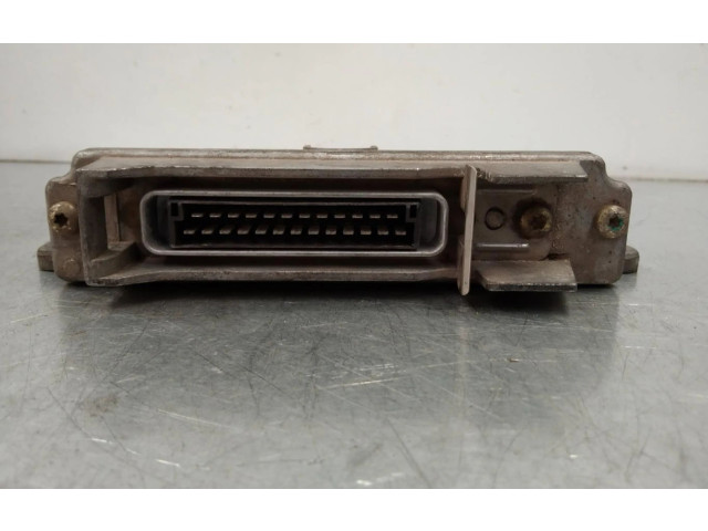 Řídící jednotka 7700104956   Renault Clio I 