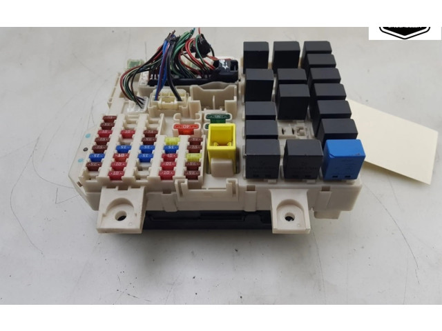Блок предохранителей  8565A174, 8564A174   Mitsubishi Colt    