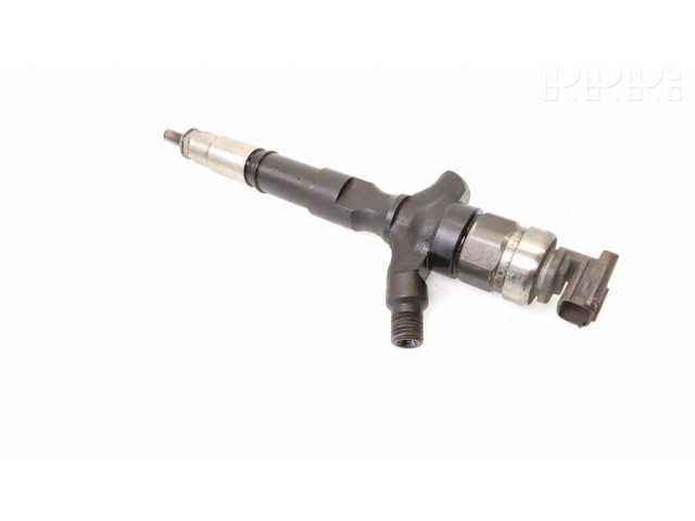 Форсунка 2367030310    Toyota Hiace (H200) для дизельного двигателя  2.5