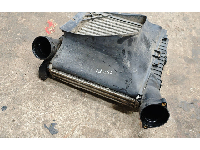 Интеркулер  7L6145803D, 7L6145803   Volkswagen Touareg II 