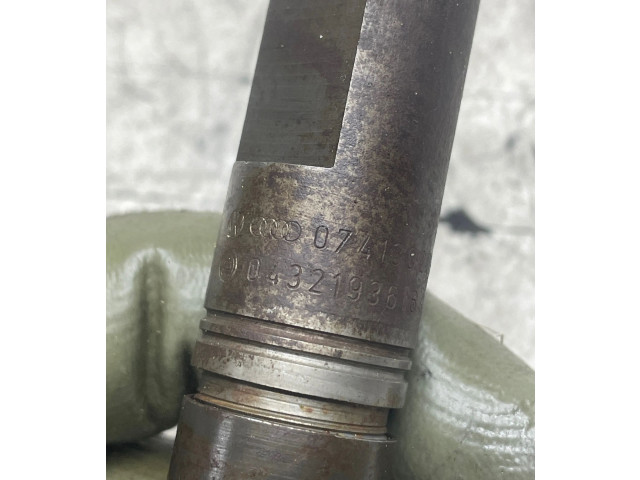 Vstřikovač 0432193616, 0741302010   Volvo V70     