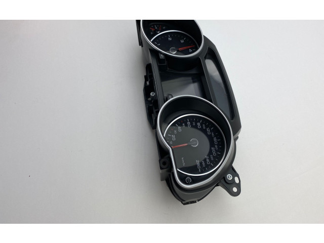 Přístrojová deska  Audi A5 Sportback 8TA 2015 8T0920932P, 503002551932  