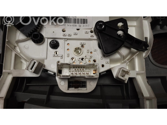 Блок управления климат-контролем X83RSAPH1AC, 69920002   Nissan Primastar