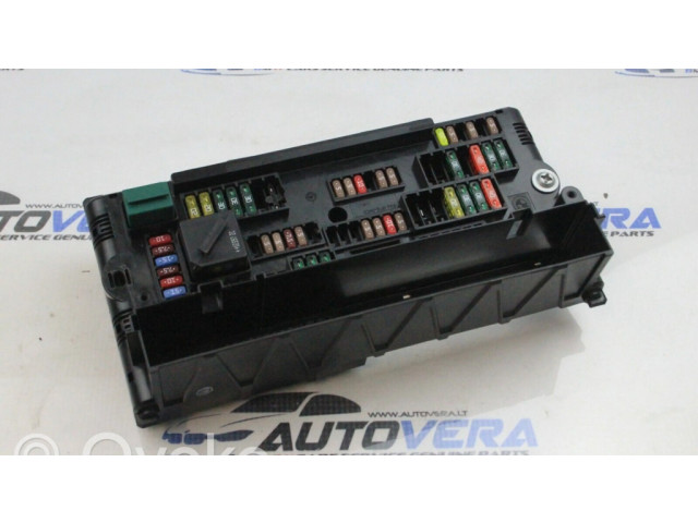 Блок предохранителей 9259467   BMW X3 F25    