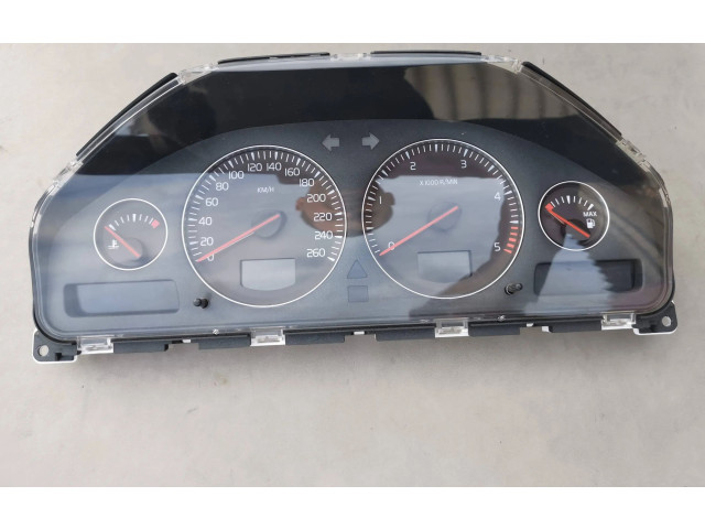 Přístrojová deska  Volvo V70 2006 30746102, 8673802  