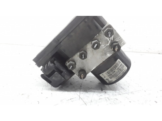 Jednotka ABS 30714952   Volvo XC90 2003