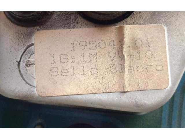 Přístrojová deska  Seat Ibiza I (021A) 1990 19504101, 4.CONECTORES  