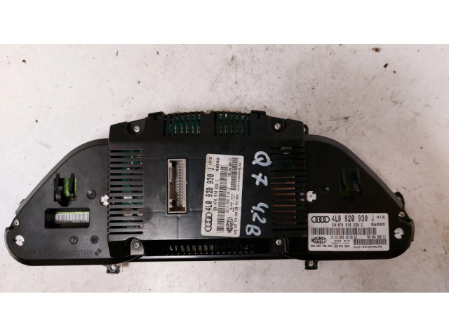 Панель приборов 4L0920930J, 4F0910930C   Audi Q7 4L       