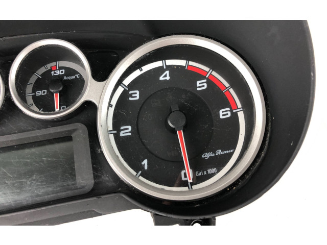 Панель приборов 50525485   Alfa Romeo Mito       
