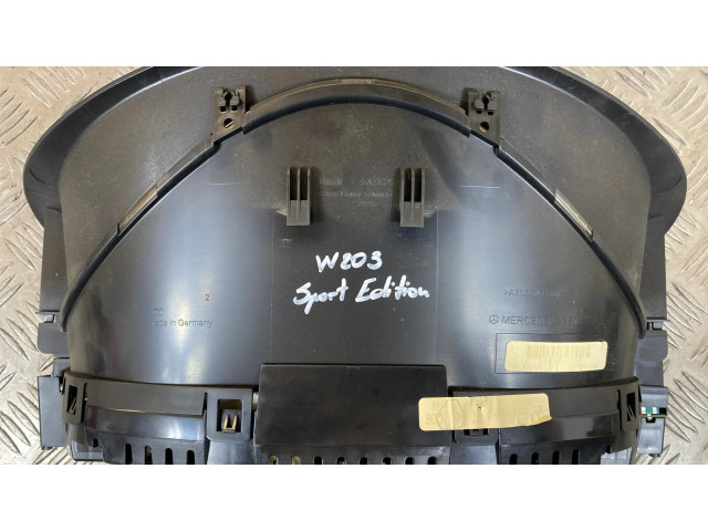 Панель приборов A2035403748, 110080266033   Mercedes-Benz C W203       