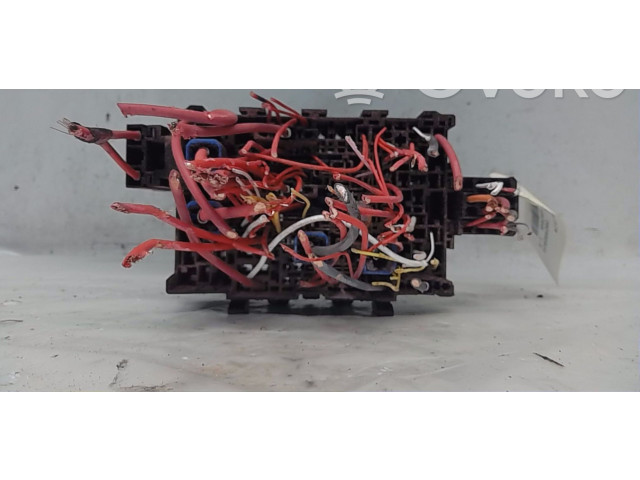 Блок предохранителей 284B07860R   Renault Arkana    