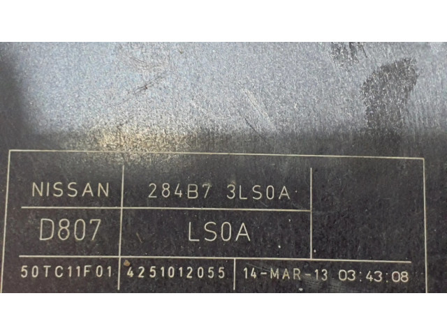   Pojistková skříňka 284B73LS0A   Nissan NV200 2014