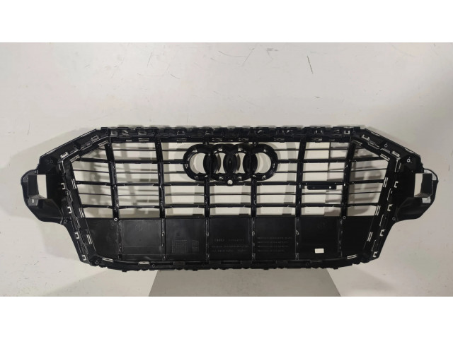 Передняя решётка Audi Q7 4M 2015- года 4M0853651AF, 4M0853651AH      