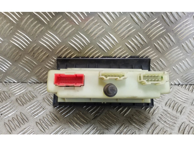 Блок управления климат-контролем 3A0907044A   Volkswagen PASSAT B4